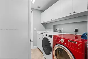 21200 Point Pl, Aventura, FL 33180 - Photo 41