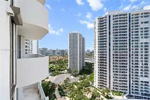 21200 Point Pl, Aventura, FL 33180 - Photo 35