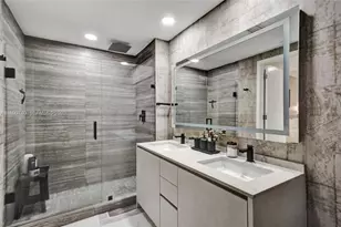 1010 Brickell Ave, Miami, FL 33131 - Photo 13