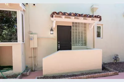 3050 Alton Rd, Miami Beach, FL 33140 - Photo 9