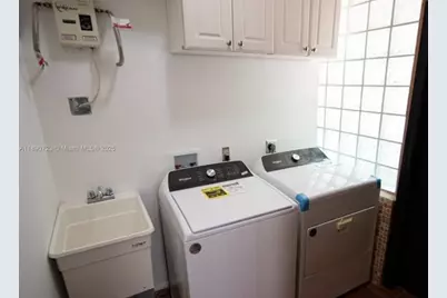 3050 Alton Rd, Miami Beach, FL 33140 - Photo 23