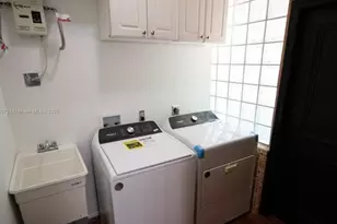 3050 Alton Rd, Miami Beach, FL 33140 - Photo 23