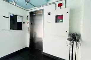 801 Meridian Ave, Miami Beach, FL 33139 - Photo 17