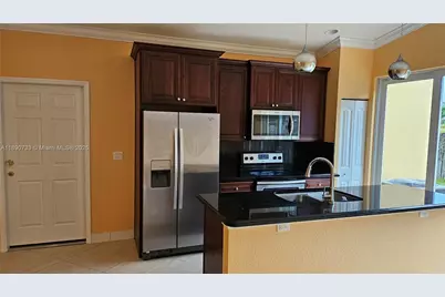 4585 Boatman St #20, Lake Worth, FL 33463 - Photo 5