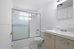 400 SE 31st St, Fort Lauderdale, FL 33316 - Photo 7