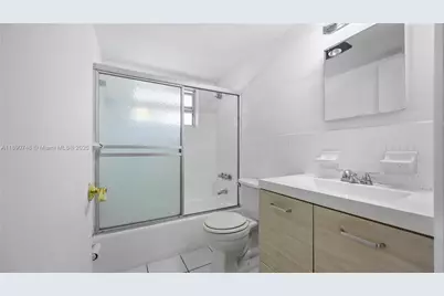 400 SE 31st St #3, Fort Lauderdale, FL 33316 - Photo 7