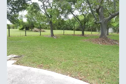 18760 SW 238th St, Homestead, FL 33031 - Photo 27