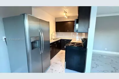 346 86th St #2, Miami Beach, FL 33141 - Photo 1