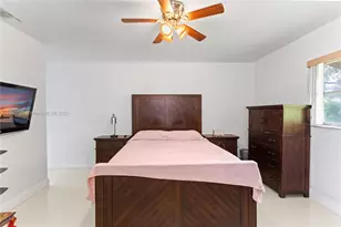 8517 NW 57th Ct, Tamarac, FL 33321 - Photo 23