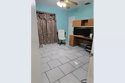 102 W 27th St, Hialeah, FL 33010 - Photo 11