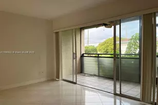 5304 NE 6th Ave, Oakland Park, FL 33334 - Photo 5