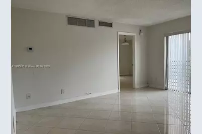 5304 NE 6th Ave #H15, Oakland Park, FL 33334 - Photo 9