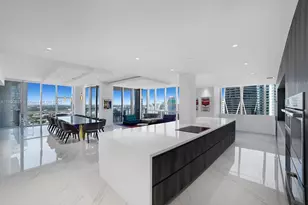 851 NE 1st Ave, Miami, FL 33132 - Photo 3