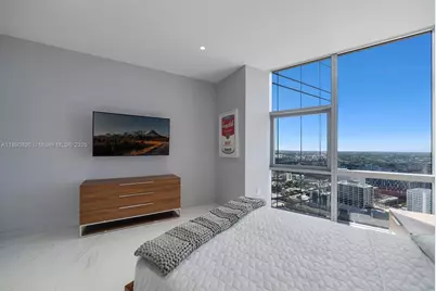 851 NE 1st Ave #4401/4402, Miami, FL 33132 - Photo 21