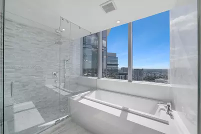 851 NE 1st Ave #4401/4402, Miami, FL 33132 - Photo 17