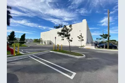 13202 NW 107th Ave #5, Hialeah Gardens, FL 33018 - Photo 9