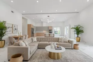 635 SW 9th St, Hallandale Beach, FL 33009 - Photo 1