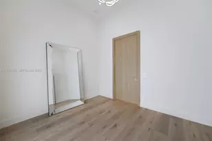 635 SW 9th St, Hallandale Beach, FL 33009 - Photo 21