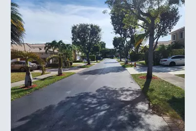 14018 SW 155th Ct, Miami, FL 33196 - Photo 7