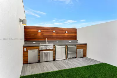 6620 Indian Creek Dr #PH711, Miami Beach, FL 33141 - Photo 5