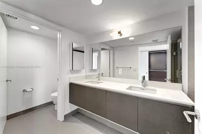 6620 Indian Creek Dr #PH711, Miami Beach, FL 33141 - Photo 27