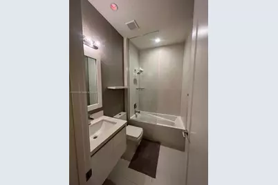 10422 NW 64th Ter, Doral, FL 33178 - Photo 15