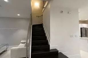 10422 NW 64th Terrace, Doral, FL 33178 - Photo 7