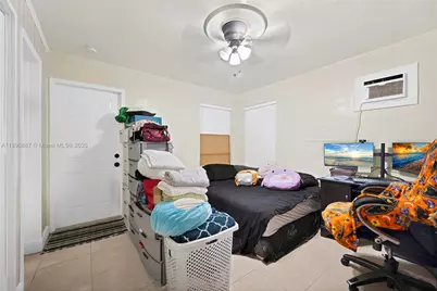 923 N 16th Ct, Hollywood, FL 33020 - Photo 21