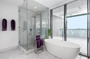 650 NE 32nd St, Miami, FL 33137 - Photo 13