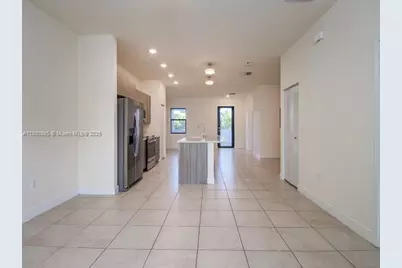 7815 NW 104th Ave #23, Doral, FL 33178 - Photo 15