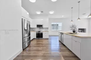 830 Lavender Cir, Weston, FL 33327 - Photo 25