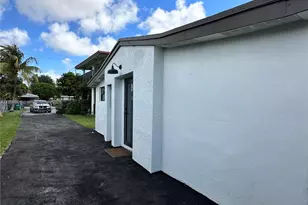 1436 SW 76th Ct, Miami, FL 33144 - Photo 29