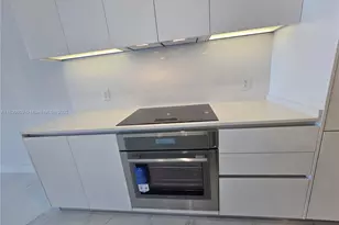 700 NE 24th St, Miami, FL 33137 - Photo 19