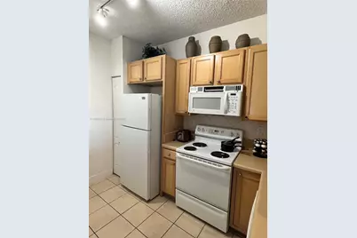 6001 SW 70th St #503, South Miami, FL 33143 - Photo 15