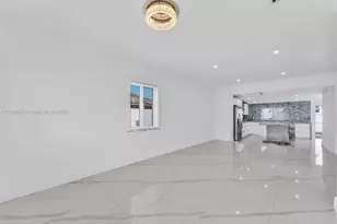 875 E 8th St, Hialeah, FL 33010 - Photo 13