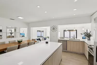 1960 NE 32nd St, Lighthouse Point, FL 33064 - Photo 11