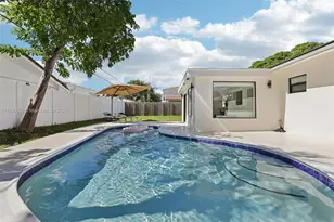 1960 NE 32nd St, Lighthouse Point, FL 33064 - Photo 31