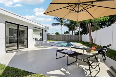 1960 NE 32nd St, Lighthouse Point, FL 33064 - Photo 33