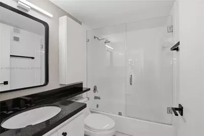 770 Claughton Island Dr #510, Miami, FL 33131 - Photo 9