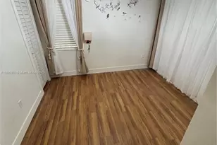 110 NE 68th St, Miami, FL 33138 - Photo 5