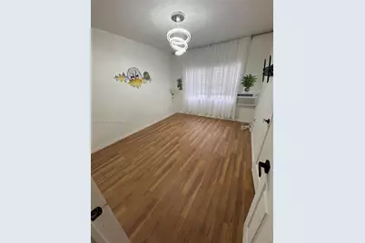 110 NE 68th St #B, Miami, FL 33138 - Photo 3