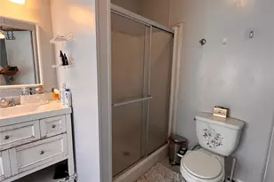 909 SW 131st Way, Davie, FL 33325 - Photo 11