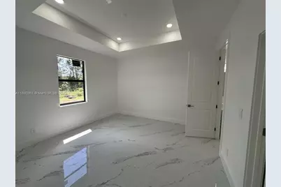 672 Nimitz Blvd, Lehigh Acres, FL 33974 - Photo 11