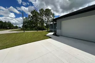 672 Nimitz Blvd, Lehigh Acres, FL 33974 - Photo 3