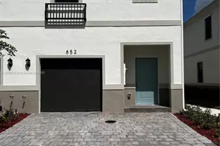 652 NW 6th St, Florida City, FL 33034 - Photo 1