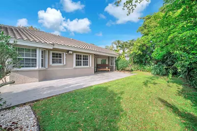 9690 NW 39th St, Cooper City, FL 33024 - Photo 27