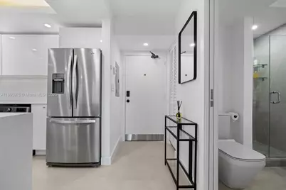 345 Ocean Dr #326, Miami Beach, FL 33139 - Photo 5