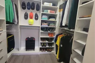 6422 NW 105th Pl, Doral, FL 33178 - Photo 15