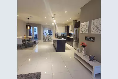 6422 NW 105th Pl, Doral, FL 33178 - Photo 5