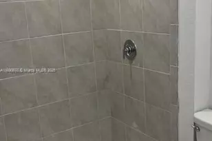 606 SW 12th St, Florida City, FL 33034 - Photo 13